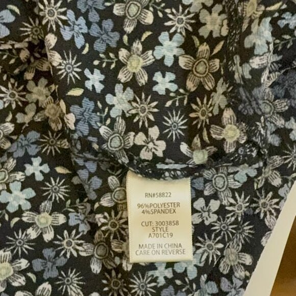 Blue Floral Wrap High-Low Midi Skirt – Max Studio, Size L - Picture 6 of 7